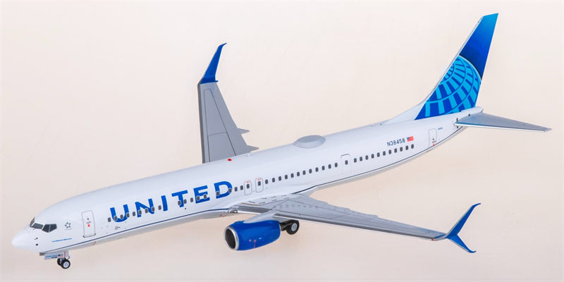 NG Models 1:200 United Airlines Boeing 737-900ER N38458 Model