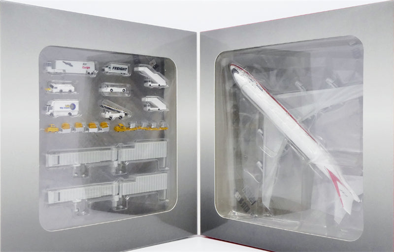 JC Wings 1:400 Boeing 747-100 N7470 w/ GSE Set DIECAST Model