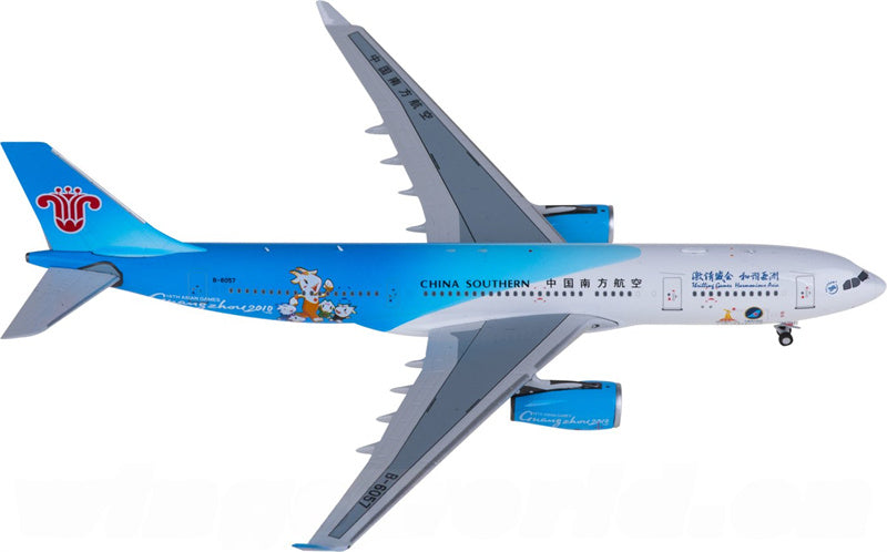 NG Models China Southern Airbus A330-200 B-6057 1:400 Diecast Model view 4