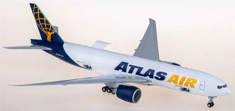 Geminijets Atlas Air for Boeing 777-200LRF N703GT Open Door Freighter 1:200 Airplane Pre-built Airliner Model Display