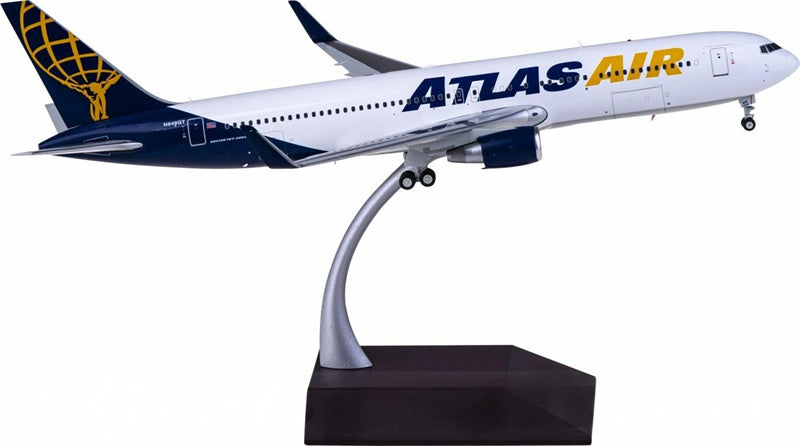 Geminijets Atlas Air Boeing 767-300ER N649GT 1:200 Diecast Model view 2