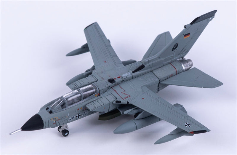 Herpa 1:200 Luftwaffe Panavia Tornado 46+22 Diecast Model