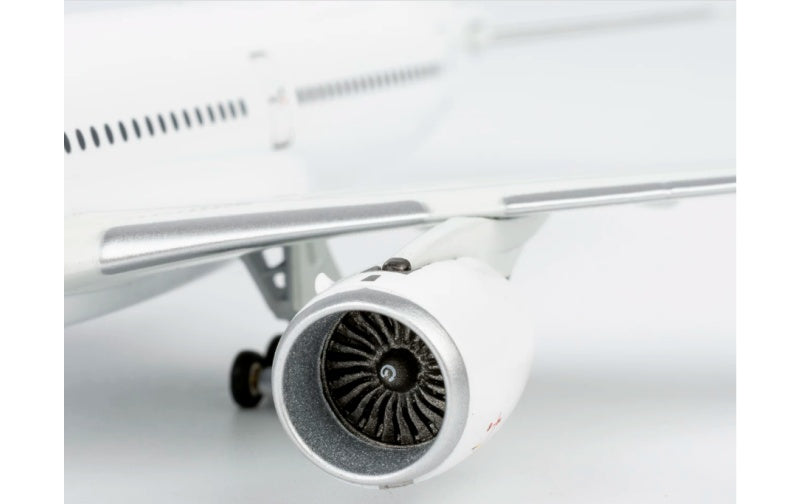 NG Models 1:400 A350-900 DIECAST Model