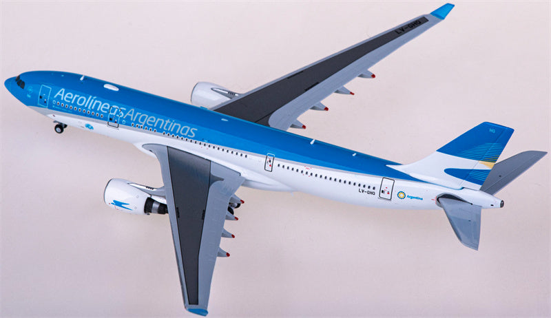 JC Wings Aerolineas Argentinas for Airbus A330-200 LV-GHQ 1:400 Airplane Pre-built Airliner Model Display