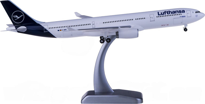 Hogan Lufthansa Airbus A330-300 D-AIKR 1:200 ABS Model view 4