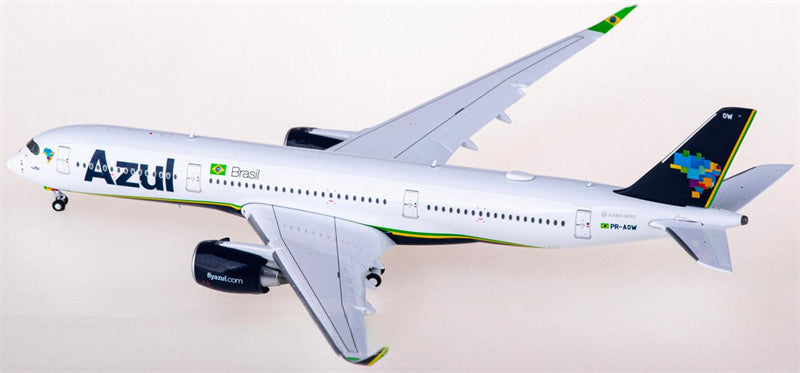 JC Wings Azul Airbus A350-900XWB PR-AOW Flaps Down 1:400 Diecast Model view 3