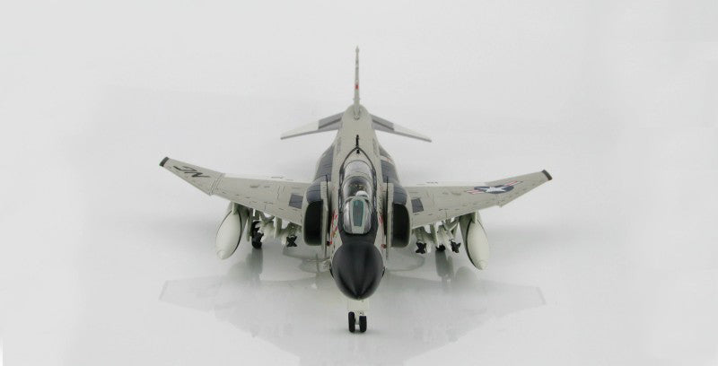 HOBBYMASTER US Navy F-4J VF-96 1:72 Model 1972 USS Constellation Showtime 112 / 157267