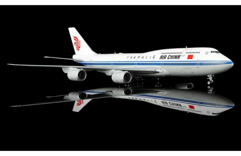 SQ Wings 1:200 Air China B747-8I B-2487 Standard Edition DIECAST Model