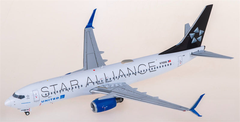 Geminijets United Airlines for Boeing 737-800W N76516 for Star Alliance 1:200 Airplane Pre-built Airliner Model Display