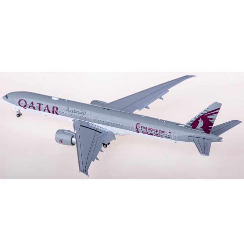 JC Wings Qatar Boeing 777-300ER A7-BEF Flaps down 1:400 Aircraft Pre-built Airliner Model Display
