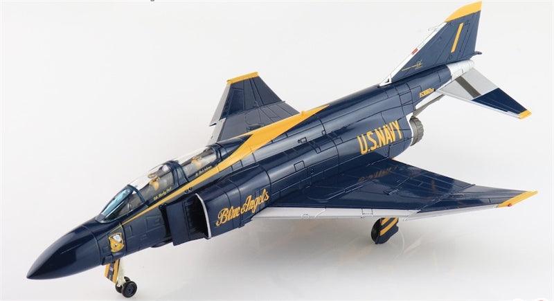 HOBBY MASTER McDonnell Douglas F4J Phantom II US Navy Cdr. Harley Hall & AMHI Guy Giuffrai US Navy 1970 to 1971 1:72 Aircraft Pre-built Model