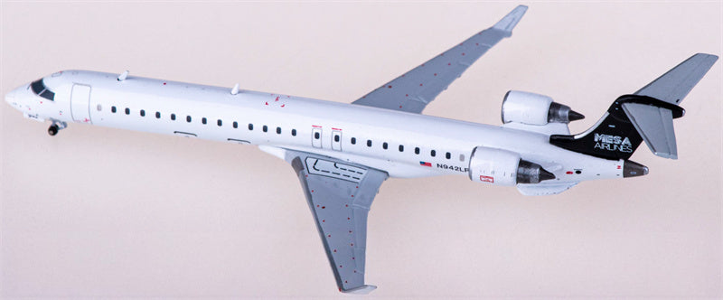 Geminijets Mesa Airlines for Bombardier CRJ900ER N942LR 1:400 Airplane Pre-built Airliner Model Display