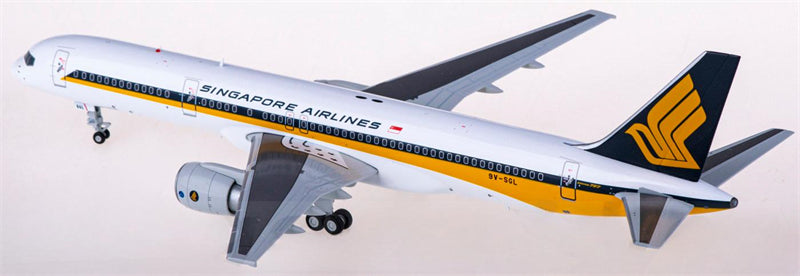 JC Wings Singapore Airlines for Boeing 757-200 9V-SGL 1:200 Airplane Pre-built Airliner Model Display