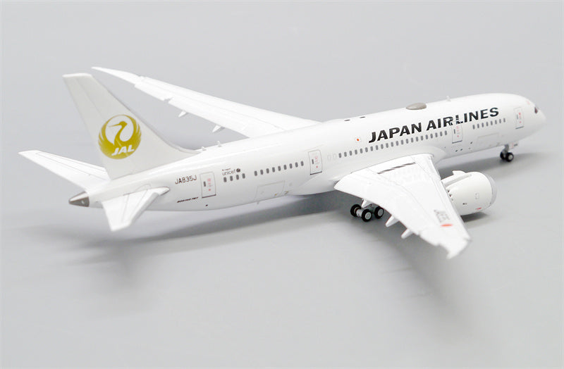 JC Wings Japan Airlines Boeing 787-8 JA835J Flaps Down 1:400 Diecast Model view 3