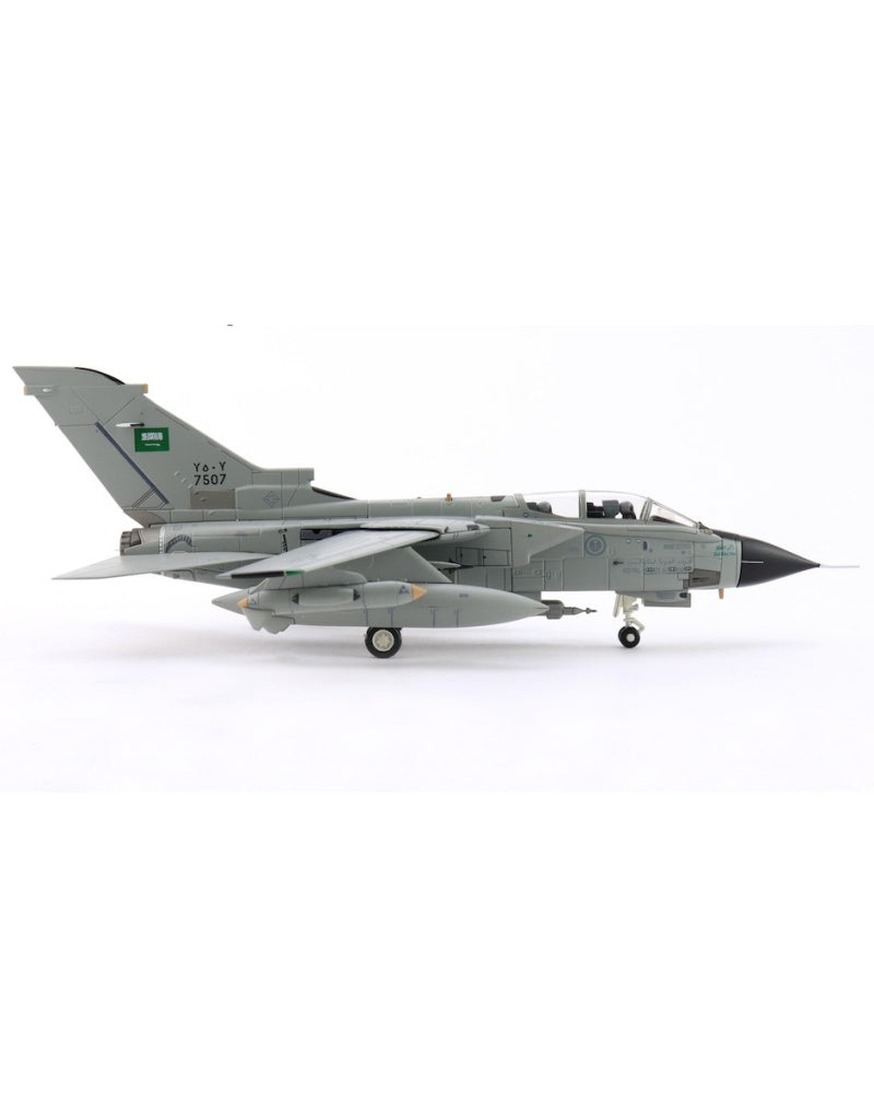 HOBBY MASTER RSAF / RAF Coningsby Tornado IDS 75th Sqn. 1:72 Model 2013 7507