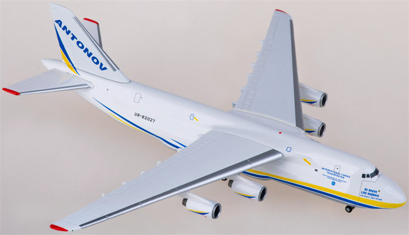 Herpa Antonov AN-124 UR-82027 1:500 Airplane Pre-built Airliner Model Display