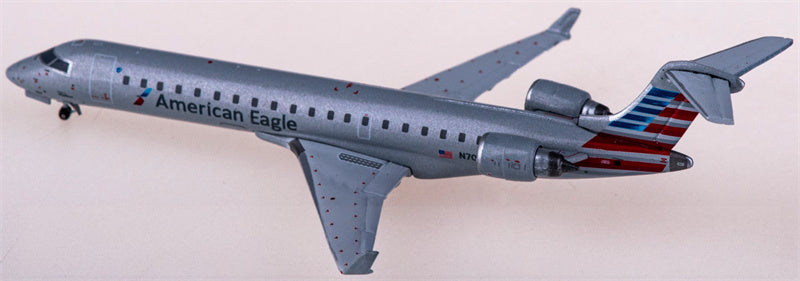 Geminijets American Eagle Airlines for Bombardier CRJ700ER N706SK 1:400 Airplane Pre-built Airliner Model Display