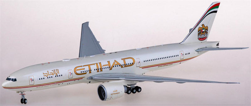 JC Wings Etihad Airways Boeing 777-200LR A6-LRB 1:200 Diecast Model view 2