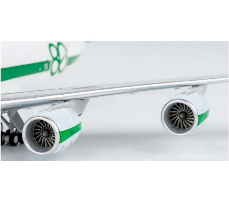 NG Models 1:400 Cathay Pacific Airways B747-8F B-LJE ULTIMATE COLLECTION DIECAST Model