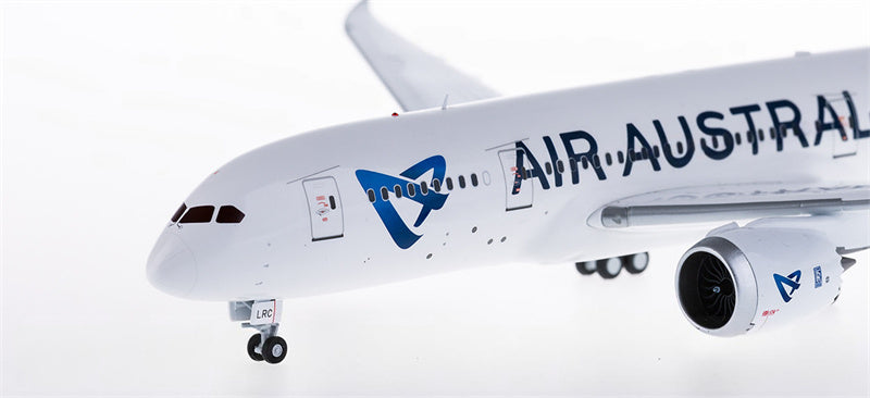 JC Wings Air Austral Boeing 787-8 F-OLRC 1:200 Diecast Model view 5