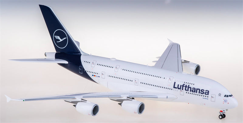 Herpa Lufthansa Airbus A380 D-AIMK 1:200 ABS Model view 2