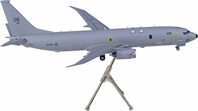 Geminijets RAF for Boeing P-8 ZP806 1:200 Airplane Pre-built Airliner Model Display