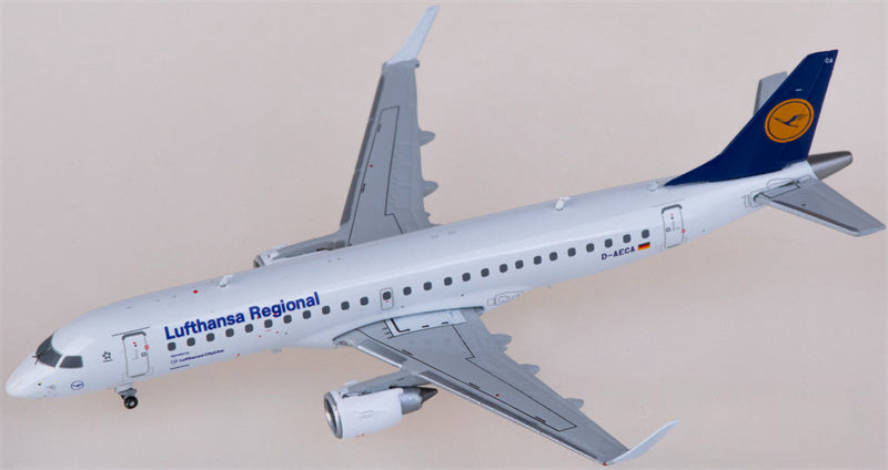 JC Wings Lufthansa for Embraer ERJ-190LR D-AECA 1:400 Airplane Pre-built Airliner Model Display