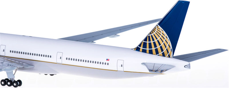 Hogan United Airlines for Boeing 777-300ER 1:200 Airplane Pre-built Airliner Model Display