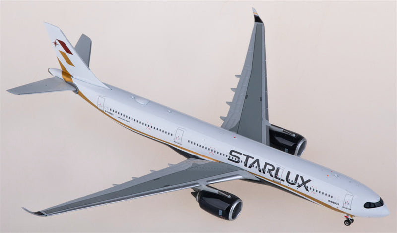 Phoenix Starlux Airlines for Airbus A330-900neo B-58303 1:400 Airplane Pre-built Airliner Model Display