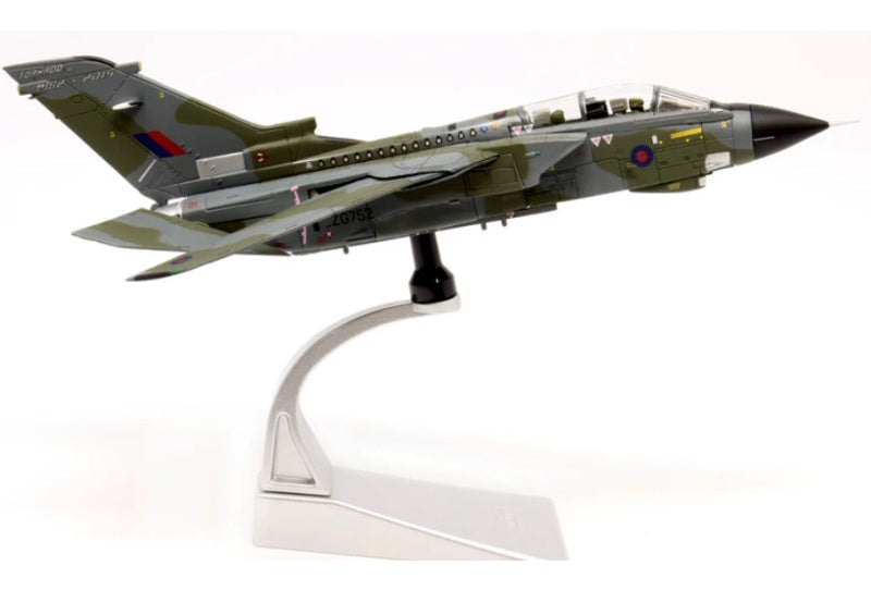 CORGI Panavia Tornado GR.4 ZG752, Retirement Scheme, RAF Marham, March 2019 1/72 Aircraft Pre-built Model