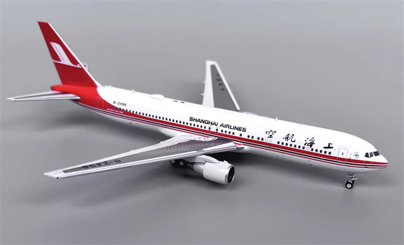 C Shanghai Airlines Boeing 767-300 B-2498 1:400 Diecast Model view 3