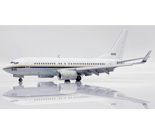 JC Wings 1:200 USA NAVY B737-700 165835 Flaps down DIECAST Model