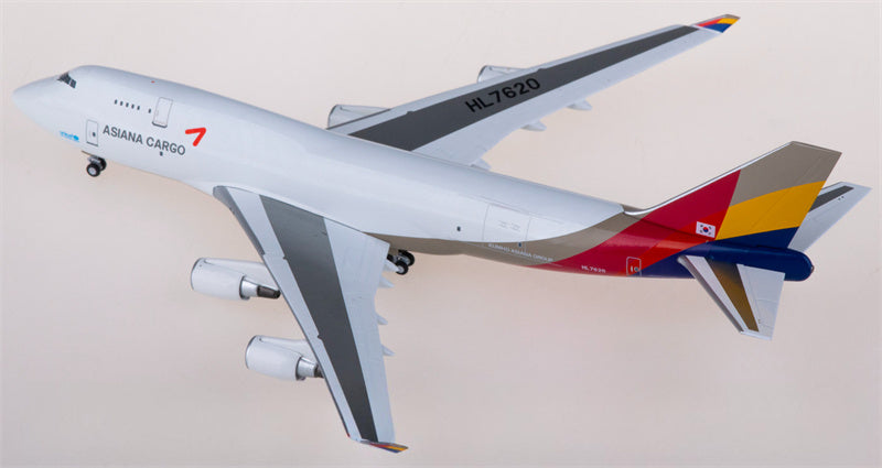 NG Models Asiana Cargo Boeing 747-400BDSF HL7620 1:400 Diecast Model view 3
