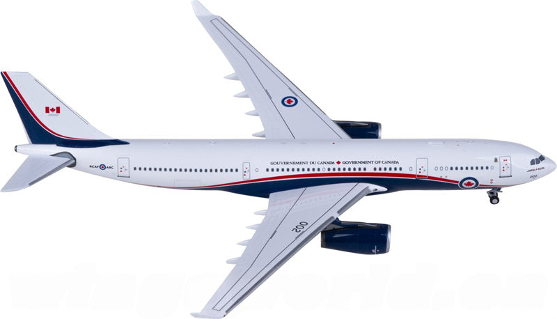 NG Models RCAF Airbus A330-200 CC-330 Husky 330002 1:400 Diecast Model view 3