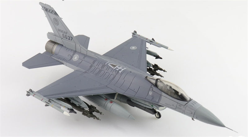 HOBBY MASTER F16V Fighting Falcon 6637 22 TFG ROCAF (w/6 x GBU-12) 1:72 Aircraft Pre-built Model