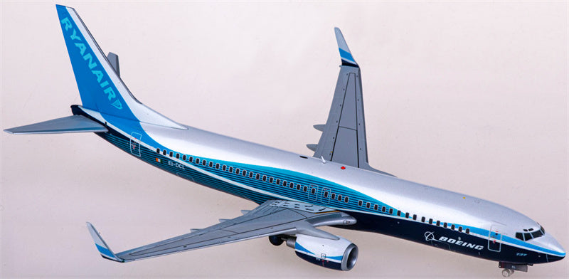 JC Wings Ryanair Boeing 737-800 EI-DCL 1:200 Diecast Model view 1
