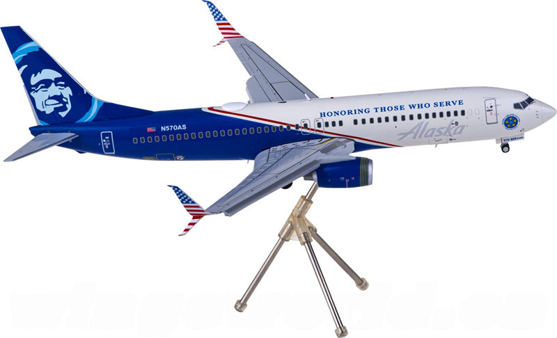 Geminijets Alaska Airlines Boeing 737-800 N570AS Flaps Down 1:200 Diecast Model view 1
