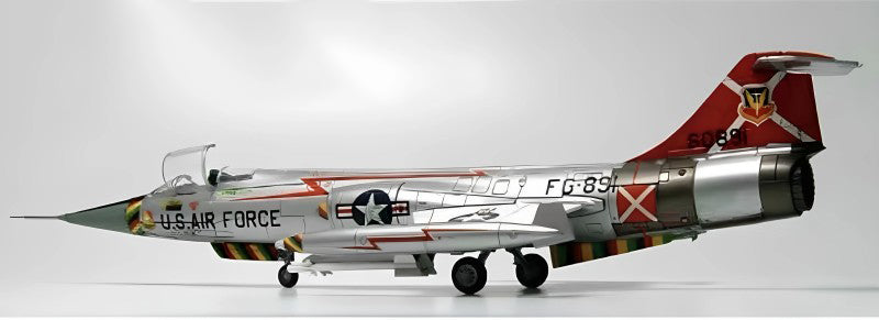 HOBBYMASTER USAF George AFB F-104C 479th TFW 1:72 Model 1963  Really George 56-0891