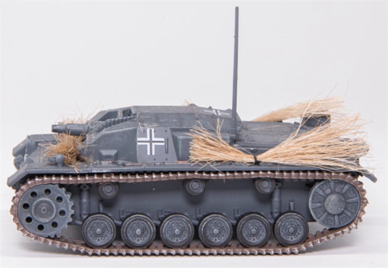 Dragon StuG.III Ausf.A LAH W/Straw Grass 1:72 Tank Pre-built Model