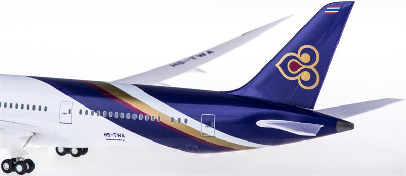 Hogan Thai Airways Boeing 787-9 HS-TWA 1:200 ABS Model view 4