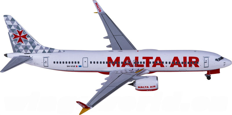 AeroClassics Malta Air Boeing 737 MAX 8 9H-VUE 1:400 Diecast Model view 1