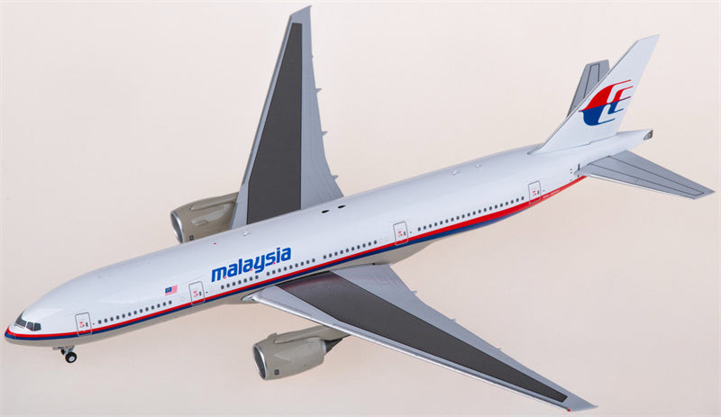 Bob Models Malaysia Airlines Boeing 777-200ER 9M-MRD 1:400 Diecast Model view 3