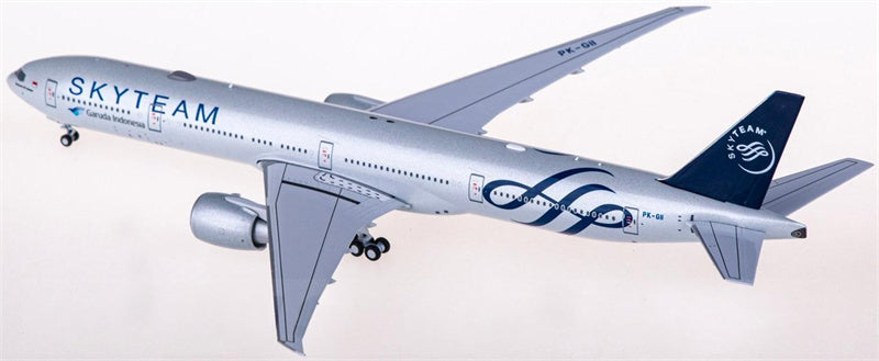 NG Models Garuda Indonesia Boeing 777-300ER PK-GII Skyteam 1:400 Diecast Model view 2