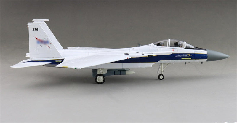 HOBBY MASTER  McDonnell Douglas F15B 836 Edwards AFB Airshow 2022 (w/ optional AIM-54 missile) 1:72 Aircraft Pre-built Model