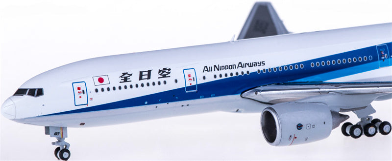 JC Wings ANA Boeing 777-200 JA8197 1:400 Diecast Model view 4