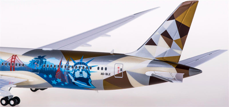 Herpa Etihad Airways Boeing 787-9 Dreamliner A6-BLE Choose the USA 1:200 ABS Model view 3