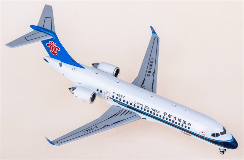 NG Models 1:400 China Southern Comac C909 B-658Z Model