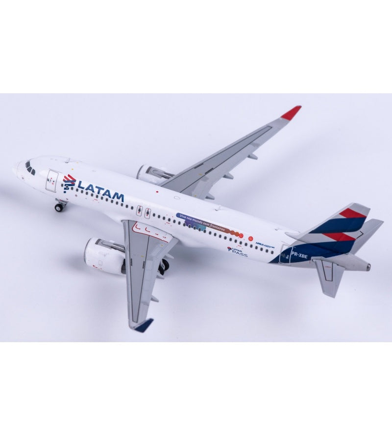 JC Wings 1:400 LATAM Airlines Airbus A320NEO PR-XBE  DIECAST Model
