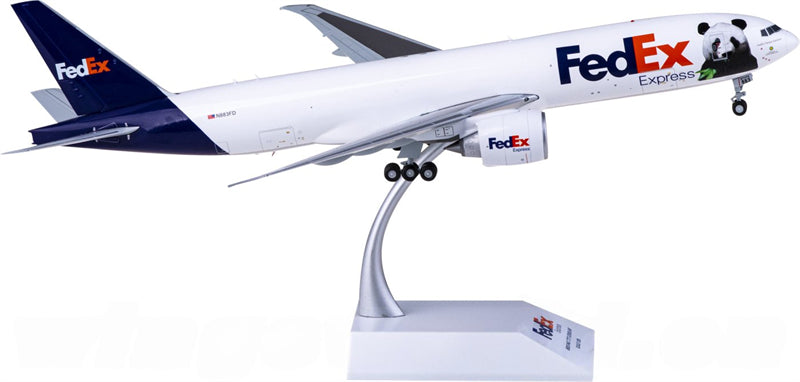 JC Wings FedEx Boeing 777F N883FD 1:200 Diecast Model view 1