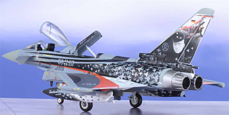 Herpa Luftwaffe Eurofighter Typhoon S 30+25 1:72 Diecast Model view 2